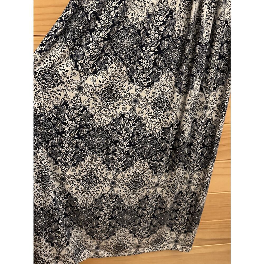 A PEA IN THE POD Maternity Dress Womens XS Indigo Paisley Maxi Stretch Soft NWT - Picture 6 of 10